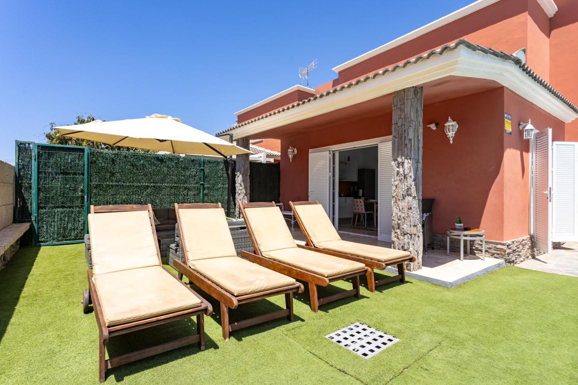 Villa Chloe Costa Adeje Tenerifesummervillas Giant Private Pool 11 Meters Long Ngoại thất bức ảnh