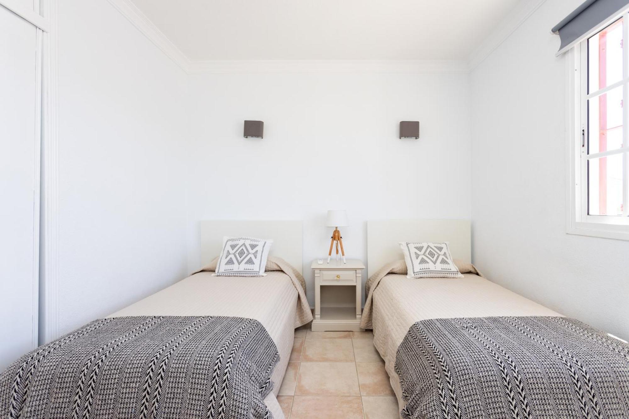 Villa Chloe Costa Adeje Tenerifesummervillas Giant Private Pool 11 Meters Long Ngoại thất bức ảnh